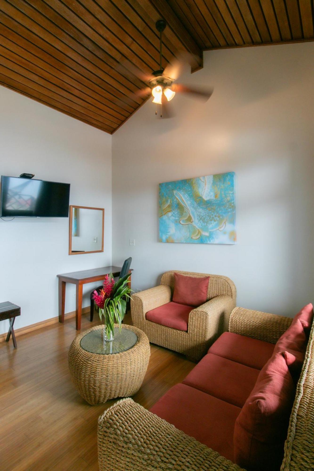 Hotel Palma Royale Bocas del Toro Exterior photo